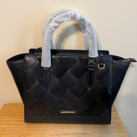 (NOT AVAILABLE) Brahmin Aubrey Black Shoulder/Crossbody Bag